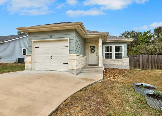Property at 1132 Rhinestone Dr, Canyon Lake, TX 78133, 2 beds, 2 baths