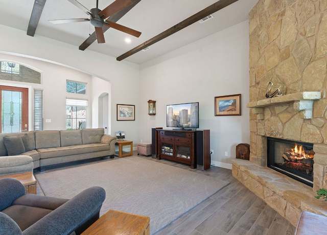 Property at 101 Dakota Dr, Georgetown, TX 78633, 4 beds, 3 baths