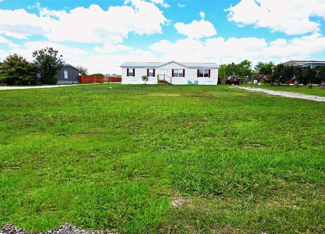 Property at 283 Big Sandy Dr, Kyle, TX 78640, 3 beds, 2 baths