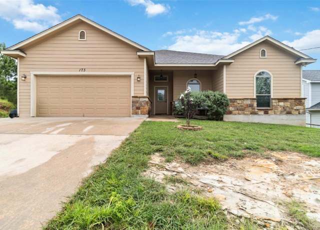 Property at 173 Kipahulu Dr, Bastrop, TX 78602, 3 beds, 2 baths