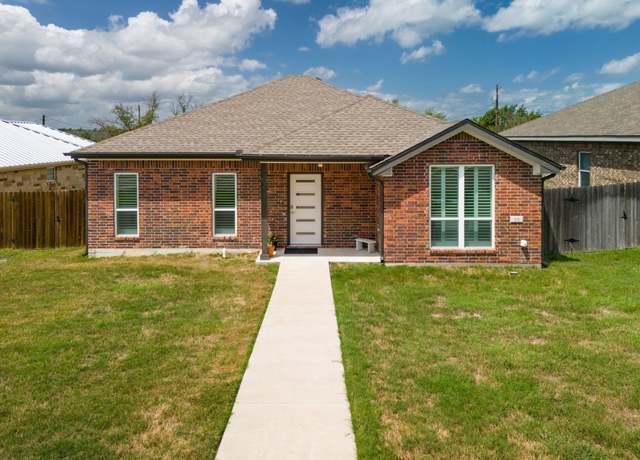 Property at 16 Samac Ln, Lampasas, TX 76550, 2 beds, 2 baths
