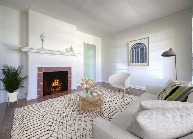 Property at 3406 Banton Rd, Austin, TX 78722, 3 beds, 1 bath