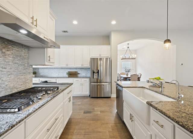 Property at 6704 Llano Stage Trl, Austin, TX 78738, 3 beds, 2 baths