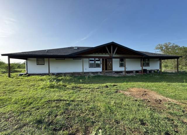 Property at 64 Cannon Creek Dr, Gonzales, TX 78629, 5 beds, 4 baths