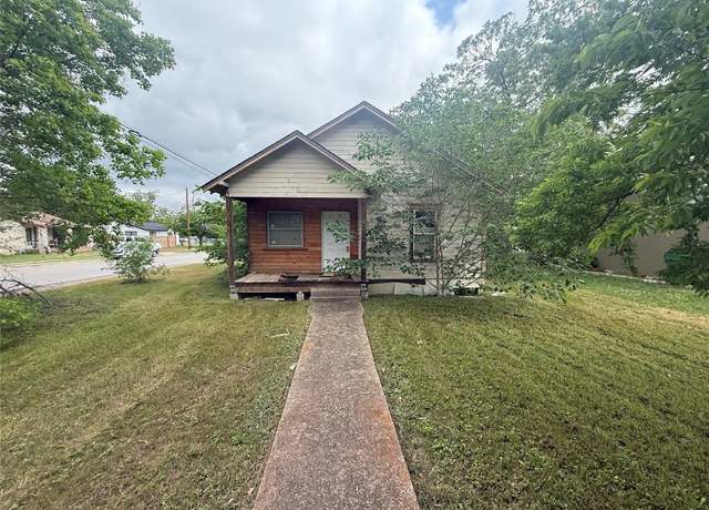 Property at 902 E Liberty Ave, Round Rock, TX 78664, 2 beds, 1 bath