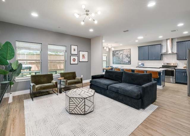 Property at 12914 Leatherback Ln, Austin, TX 78729, 4 beds, 2.5 baths