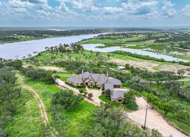 Property at 259 Chimney Cove Dr, Marble Falls, TX 78654, 3 beds, 4.5 baths