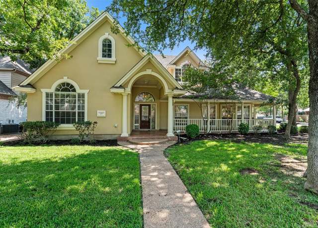 Property at 129 Brentwood Dr, Georgetown, TX 78628, 4 beds, 3 baths