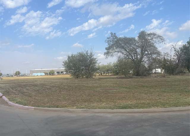 Property at 3824 Lorance St, Vernon, TX 76384