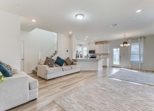 Property at 1109 Aronia Ln, Georgetown, TX 78626, 4 beds, 2.5 baths