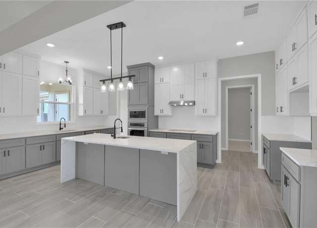Property at 303 Highlander Ct, Georgetown, TX 78626, 4 beds, 3 baths