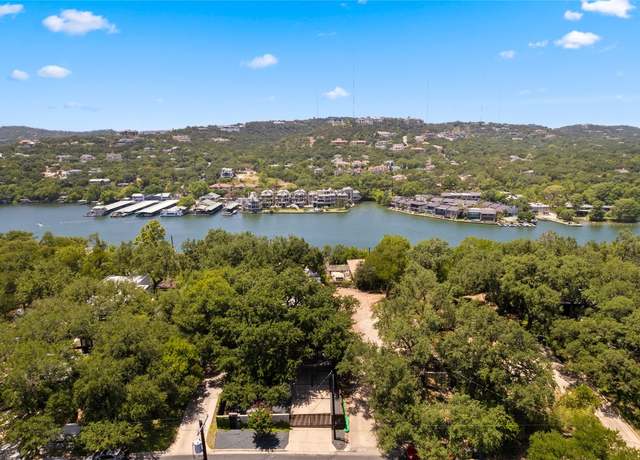 Property at 2202 Matthews Dr, Austin, TX 78703