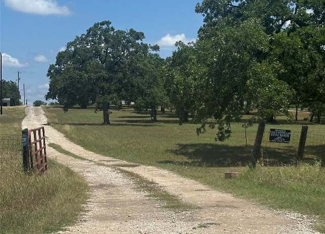 Property at 1231 Oak Grove Rd, Luling, TX 78648, 4 beds, 3 baths