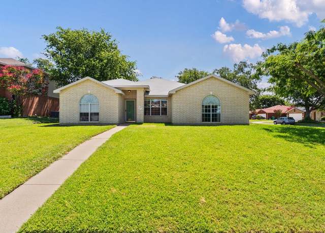 Property at 2201 Calumet Dr, Harker Heights, TX 76548, 4 beds, 2 baths