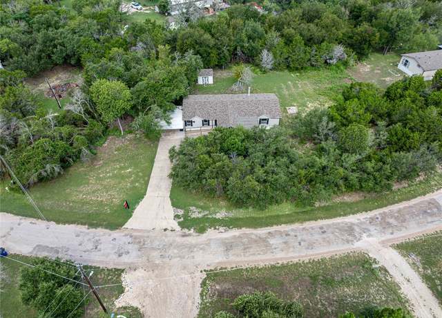 Property at 120 Creedmore Dr, Liberty Hill, TX 78642, 3 beds, 2 baths