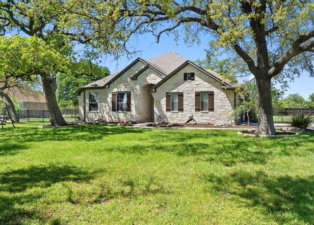 Property at 577 Shelf Rock Rd, Driftwood, TX 78619, 3 beds, 2 baths
