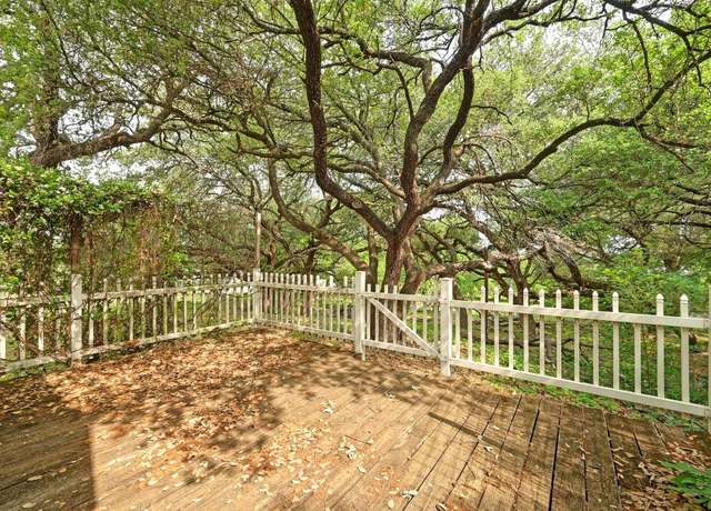 Property at 1815 River Crossing Cir Unit A, Austin, TX 78741, 2 beds, 2.5 baths