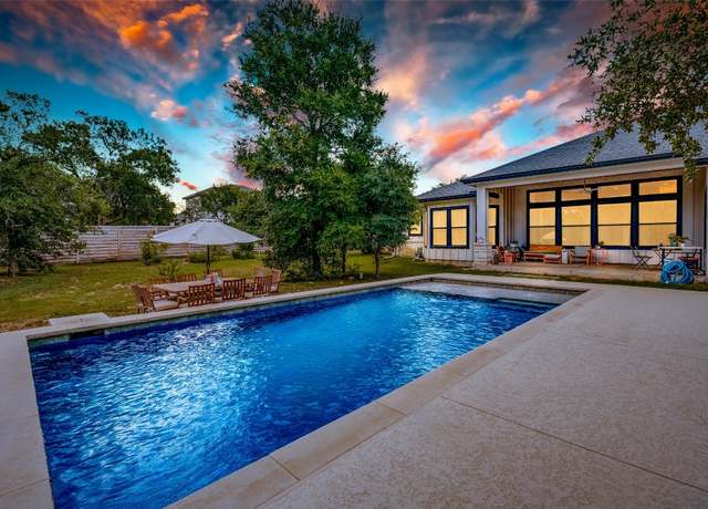 Property at 410 Woodland Oaks Trl, Buda, TX 78610, 5 beds, 3.5 baths