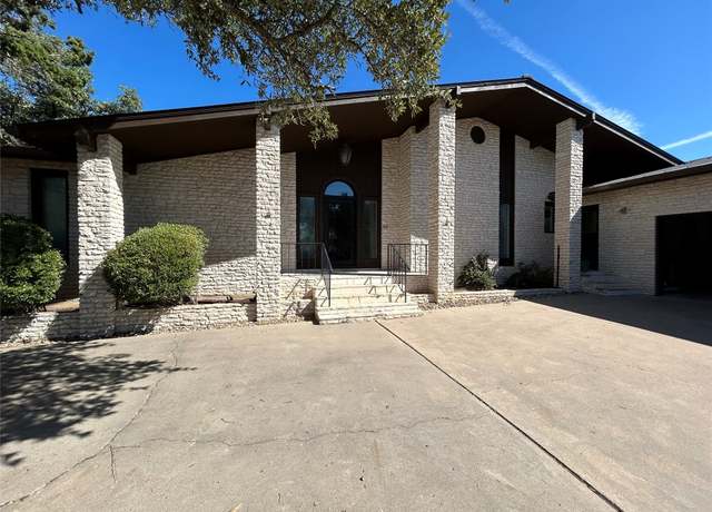 Property at 712 Rolling Green Dr, Lakeway, TX 78734, 3 beds, 2.5 baths