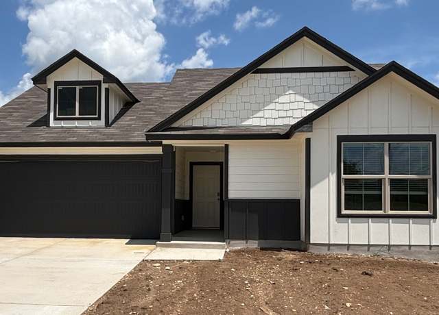 Property at 1303 Merritt St, Temple, TX 76504, 3 beds, 2 baths