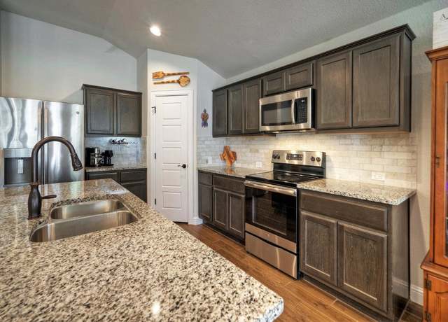 Property at 21707 Crystal Way, Lago Vista, TX 78645, 3 beds, 2 baths