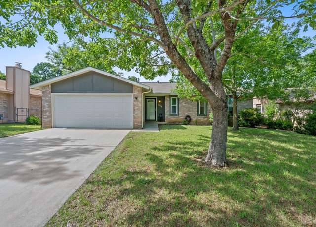 Property at 2804 Bushnell Dr, Austin, TX 78745, 3 beds, 2 baths