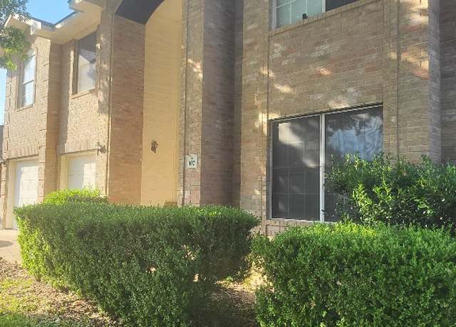 Property at 107 Pheasant Ridge Dr, Round Rock, TX 78665, 6 beds, 3.5 baths