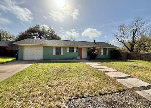 Property at 8301 Weyburn Dr, Austin, TX 78757, 3 beds, 1 bath