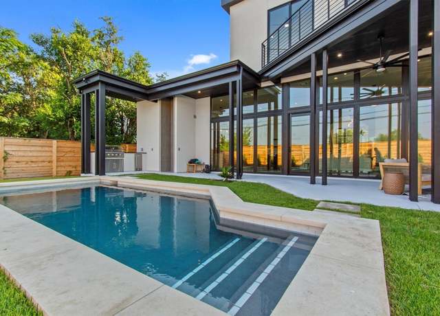 Property at 1809 Mckinley Ave, Austin, TX 78702, 4 beds, 4 baths