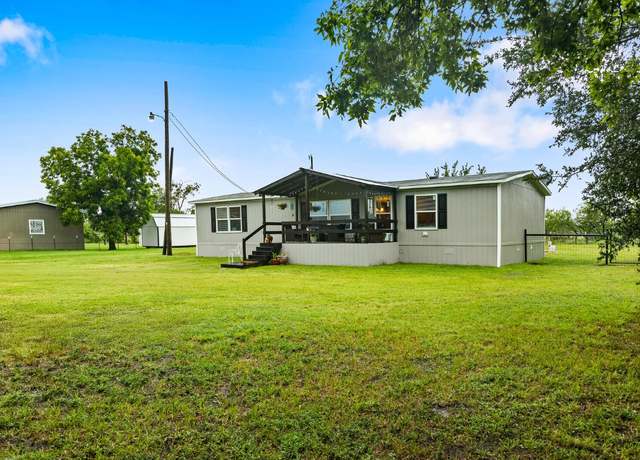 Property at 539 County Road 220, Marlin, TX 76661, 3 beds, 2 baths