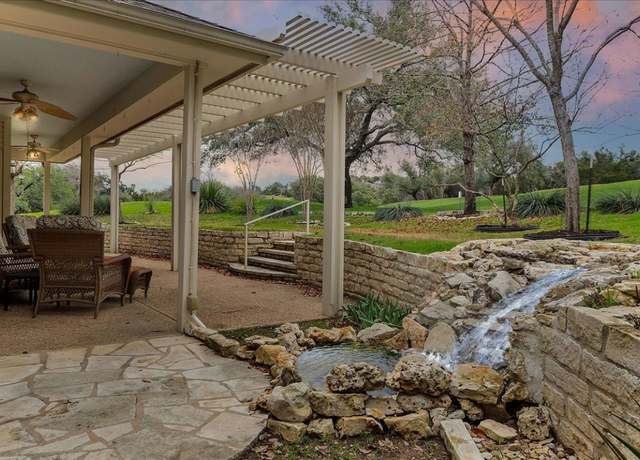Property at 136 Clubhouse Dr, Lakeway, TX 78734, 4 beds, 2 baths