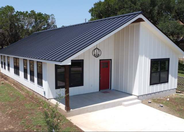 Property at 1127 Greenhill Dr, Canyon Lake, TX 78133, 3 beds, 2 baths