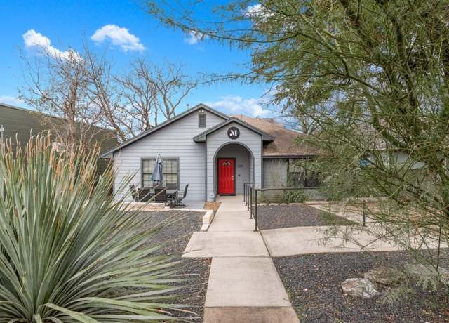 Property at 1309 Chestnut Ave, Austin, TX 78702, 5 beds, 3.5 baths