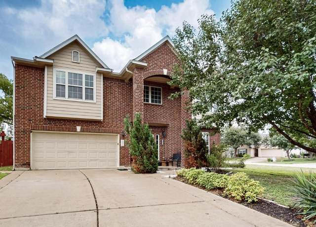Property at 952 Hometown Pkwy, Kyle, TX 78640, 5 beds, 3 baths