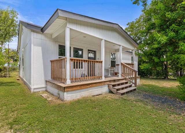 Property at 413 W Lincoln Ave, Copperas Cove, TX 76522, 3 beds, 2 baths