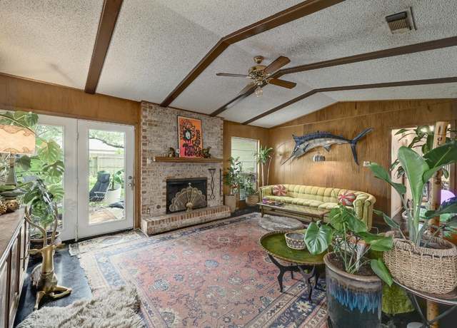 Property at 3304 Whitepine Dr, Austin, TX 78757, 3 beds, 2 baths