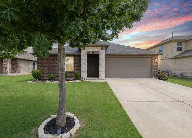 Property at 413 Luna Vista Dr, Hutto, TX 78634, 3 beds, 2 baths