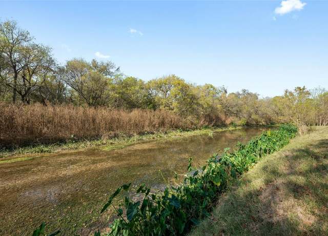 Property at 2004 Caldwell Ln, Del Valle, TX 78617