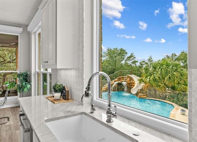 Property at 405 Mirafield Ln, Austin, TX 78737, 5 beds, 3.5 baths
