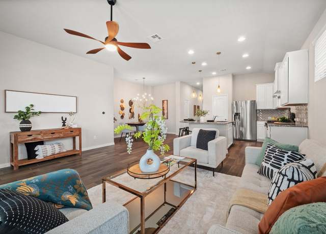 Property at 2205 Bonavista Way, Leander, TX 78641, 4 beds, 2 baths