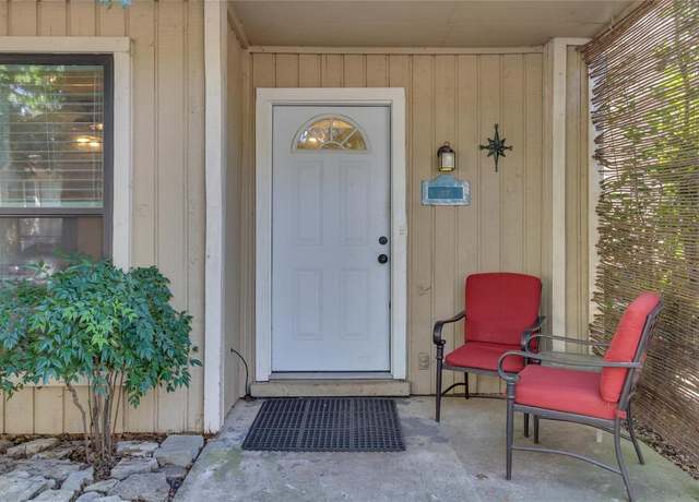 Property at 27 Marina Cir, Wimberley, TX 78676, 2 beds, 2.5 baths