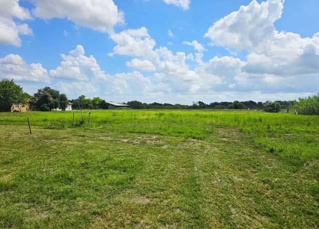 Property at 1945 &1 965 Woodrow Center Rd, Kingsbury, TX 78638