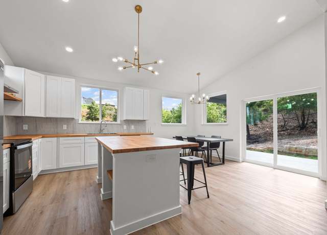 Property at 173 Kahalulu Dr, Bastrop, TX 78602, 4 beds, 2.5 baths