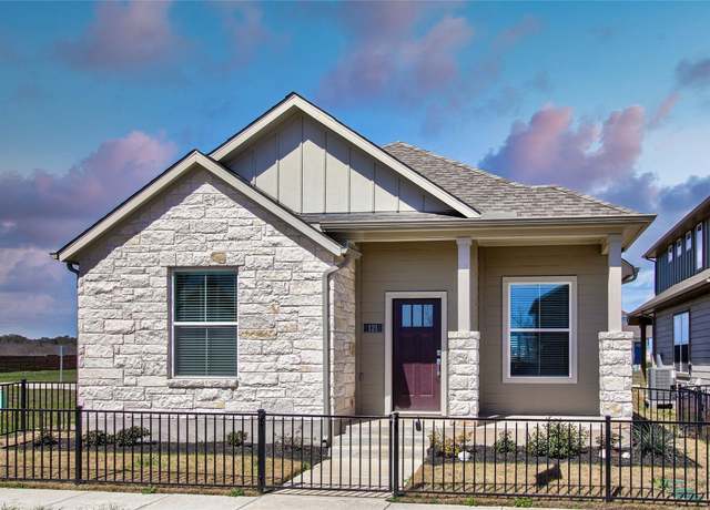 Property at 121 Pinnacle Ln, Kyle, TX 78640, 3 beds, 2.5 baths