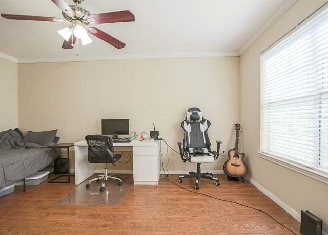 Property at 501 W 26th St #312, Austin, TX 78705, 1 bed, 1 bath