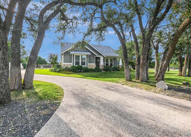 Property at 203 N Avenue O, Johnson City, TX 78636, 3 beds, 2 baths