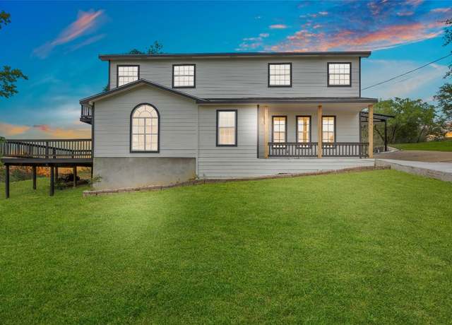 Property at 510 Circle Rd, Horseshoe Bay, TX 78657, 3 beds, 3 baths