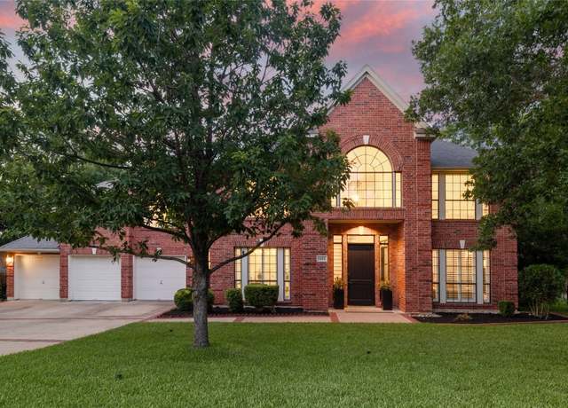 Property at 8404 Vaquero Cv, Austin, TX 78759, 5 beds, 3.5 baths