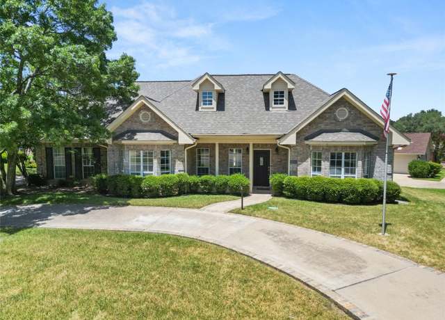 Property at 2110 Chisholm Trl, Salado, TX 76571, 3 beds, 2 baths