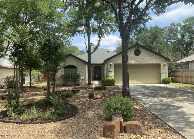 Property at 183 Augusta Dr, Wimberley, TX 78676, 3 beds, 2 baths